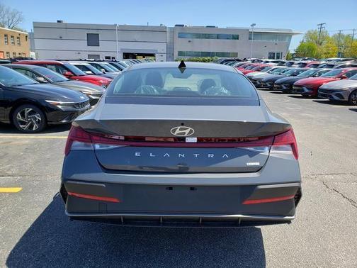 2025 Hyundai ELANTRA HEV Blue