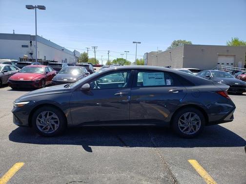 2025 Hyundai ELANTRA HEV Blue
