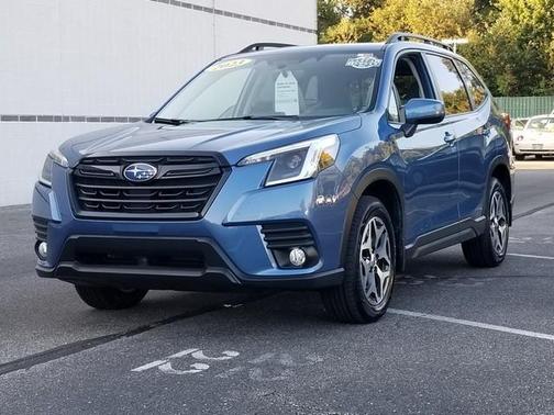 2023 Subaru Forester Premium