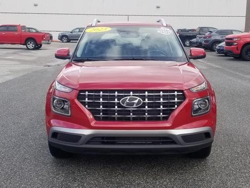 2023 Hyundai VENUE SEL