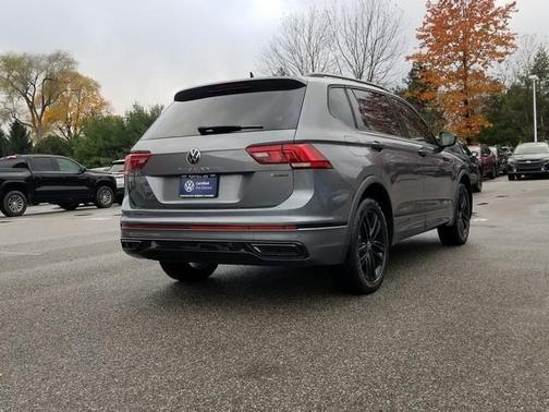 2022 Volkswagen Tiguan 2.0T SE R-Line Black