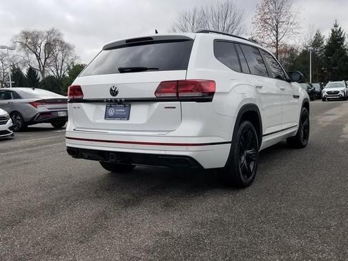2022 Volkswagen Atlas 3.6 V6 SEL R-Line Black