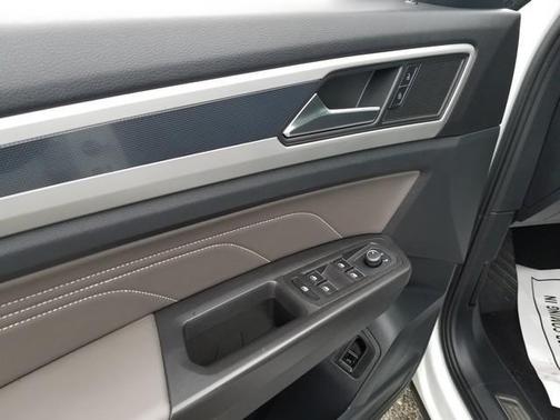 2022 Volkswagen Atlas 3.6 V6 SEL R-Line Black