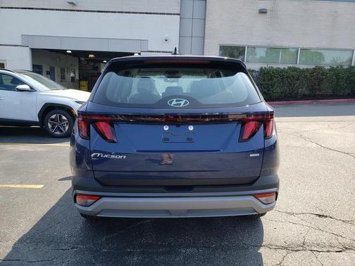 2025 Hyundai TUCSON SE