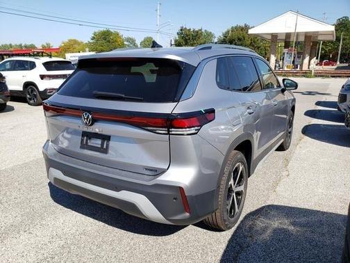 2025 Volkswagen Tiguan 2.0T SE