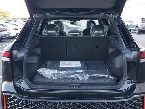 2025 Volkswagen Tiguan 2.0T SE R-Line Black