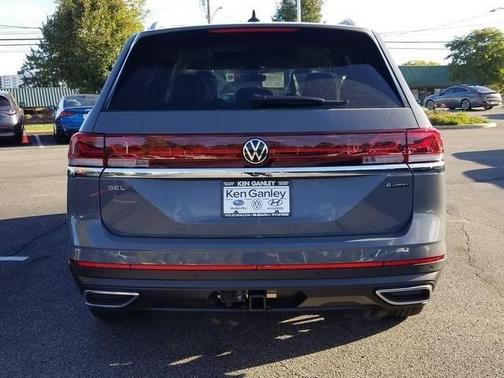 2026 Volkswagen Atlas 2.0T SEL