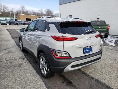 2023 Hyundai KONA SEL