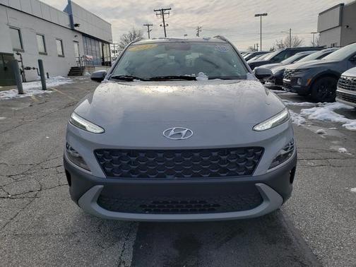 2023 Hyundai KONA SEL