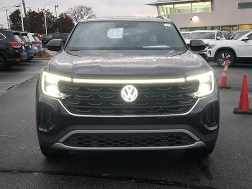 2026 Volkswagen Atlas Cross Sport 2.0T SE