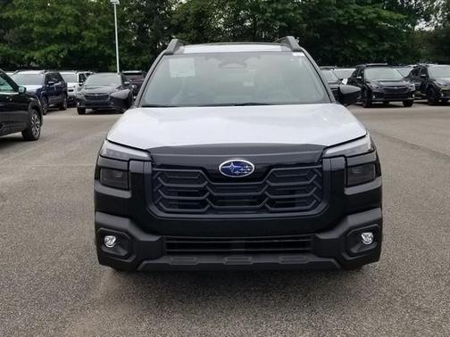 Crystal Black Silica 2026 Subaru Outback Limited