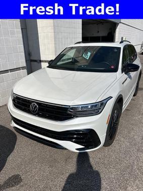 2022 Volkswagen Tiguan 2.0T SE R-Line Black