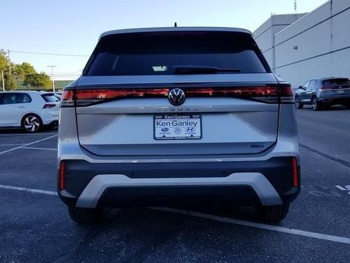 2025 Volkswagen Tiguan 2.0T S