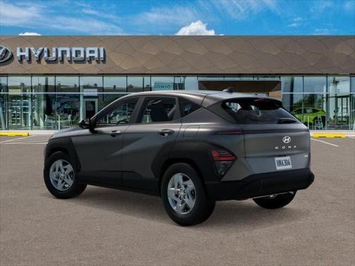 2025 Hyundai KONA SE