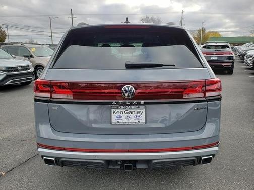 2025 Volkswagen Atlas 2.0T Peak Edition