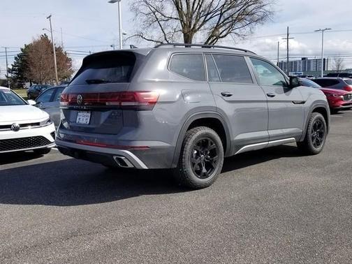 2025 Volkswagen Atlas 2.0T Peak Edition