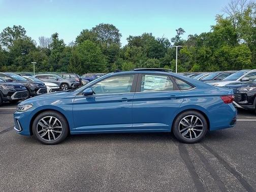 2025 Volkswagen Jetta 1.5T SE