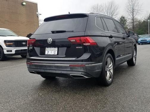 2019 Volkswagen Tiguan 2.0T SEL Premium