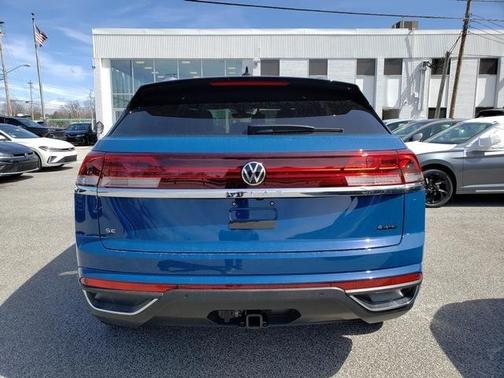 2025 Volkswagen Atlas Cross Sport 2.0T SE w/Technology