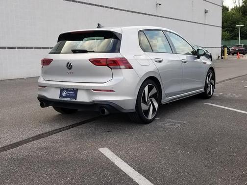 2023 Volkswagen Golf GTI 2.0T SE