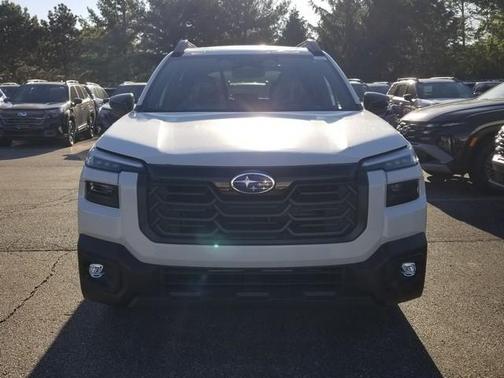 Crystal White Pearl 2026 Subaru Outback Limited XT