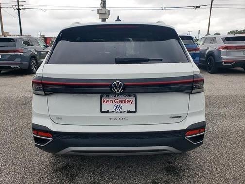 2025 Volkswagen Taos 1.5T SE
