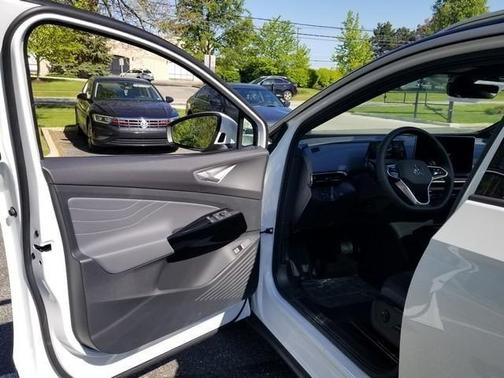 2025 Volkswagen ID.4 Pro S Plus