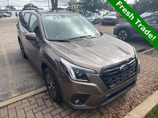 2022 Subaru Forester Premium