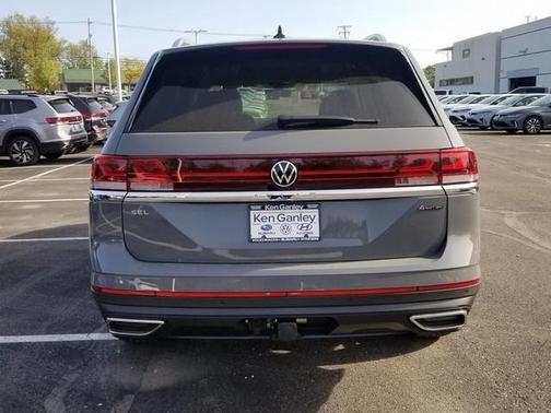 2025 Volkswagen Atlas 2.0T SEL