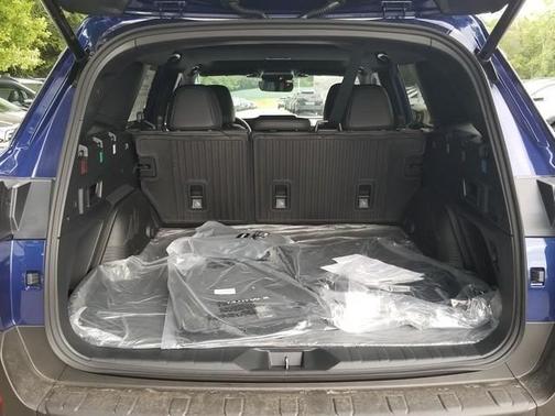 Sapphire Blue Pearl 2026 Subaru Outback Premium