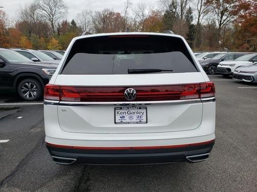 2026 Volkswagen Atlas 2.0T SE