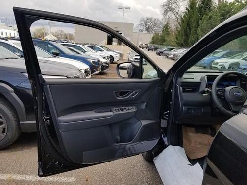 Crystal Black Silica 2026 Subaru Outback Limited