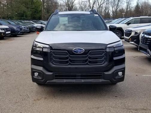 Crystal Black Silica 2026 Subaru Outback Limited