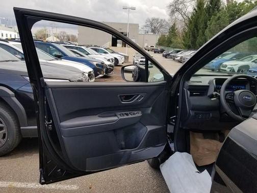Crystal Black Silica 2026 Subaru Outback Limited