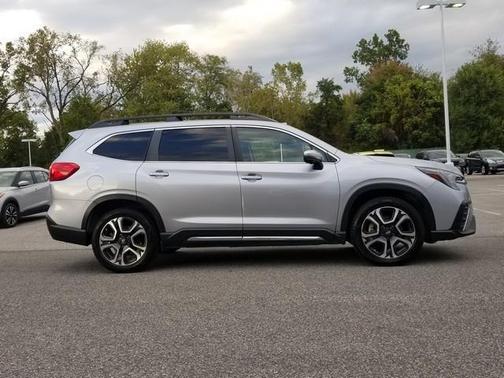 2023 Subaru Ascent Limited 8-Passenger