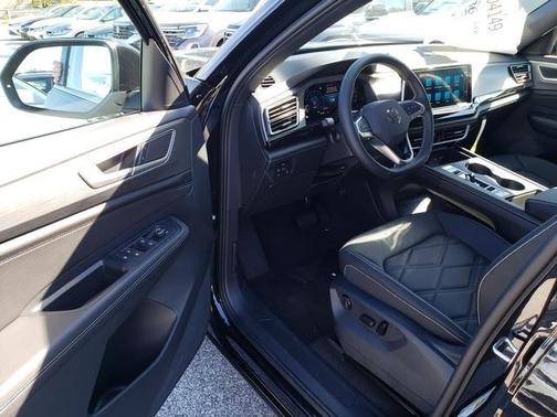 2026 Volkswagen Atlas Cross Sport 2.0T SE