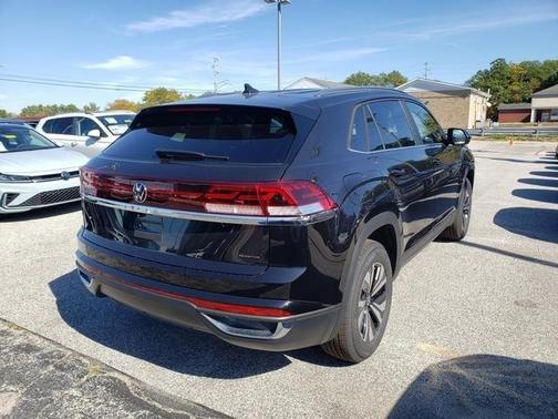 2026 Volkswagen Atlas Cross Sport 2.0T SE