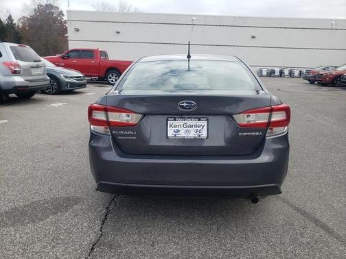 2019 Subaru Impreza 2.0i