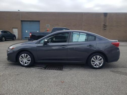 2019 Subaru Impreza 2.0i