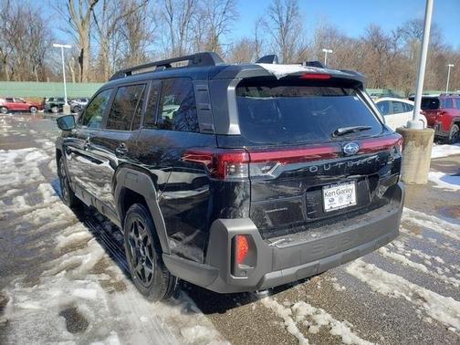 Crystal Black Silica 2026 Subaru Outback Limited