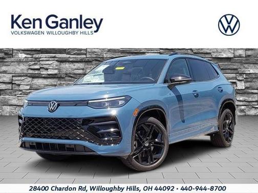2025 Volkswagen Tiguan 2.0T SE R-Line Black