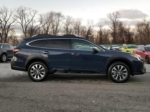 2023 Subaru Outback Touring