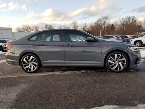 2019 Volkswagen Jetta GLI 2.0T Autobahn