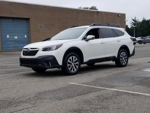 2022 Subaru Outback Premium