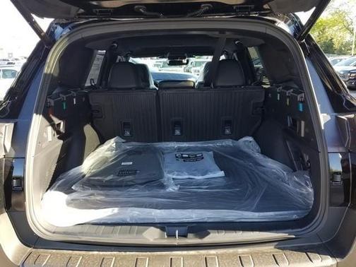 Crystal Black Silica 2026 Subaru Outback Limited XT