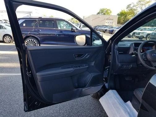 Crystal Black Silica 2026 Subaru Outback Limited XT