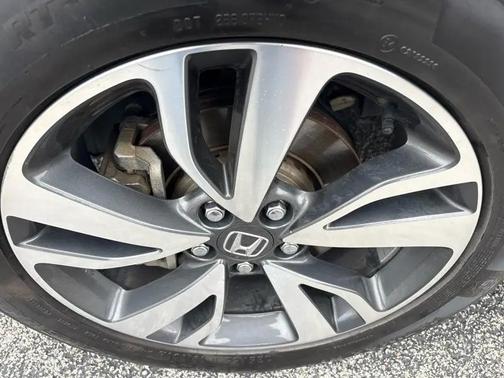 Platinum White Pearl 2021 Honda Odyssey Touring