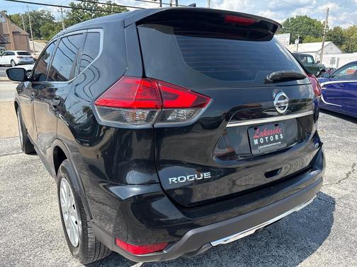 2017 Nissan Rogue S