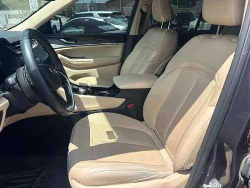 Baltic Gray Metallic Clearcoat 2022 Jeep Grand Cherokee Limited