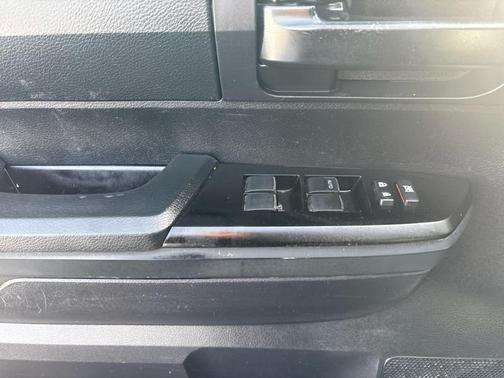 2020 Toyota Tundra SR